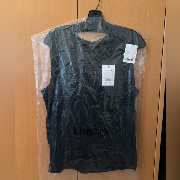 Theory Core Stretch Silk Shell in Black (XL) - Picture 2 of 5